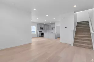 560 Buffalo Grass Ln, Lindon, UT 84042 - Photo 8