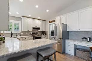 140 W Hill Haven Dr, Perry, UT 84302 - Photo 2