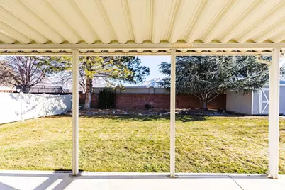 10557 S Primrose Dr, Sandy, UT 84094 - Photo 36