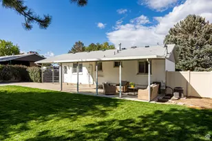 10557 S Primrose Dr, Sandy, UT 84094 - Photo 32