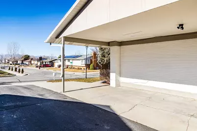 10557 S Primrose Dr, Sandy, UT 84094 - Photo 38