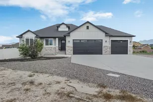 537 E Fiona Cir, Grantsville, UT 84029 - Photo 2