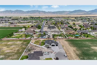 537 E Fiona Cir, Grantsville, UT 84029 - Photo 30