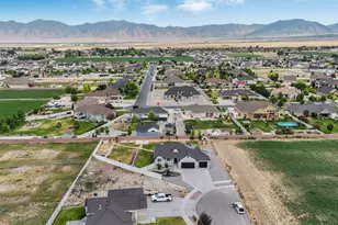 537 E Fiona Cir, Grantsville, UT 84029 - Photo 30