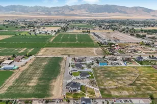 537 E Fiona Cir, Grantsville, UT 84029 - Photo 28