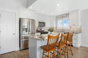 537 E Fiona Cir, Grantsville, UT 84029 - Photo 10