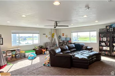 1651 W White Pine Dr, Syracuse, UT 84075 - Photo 26