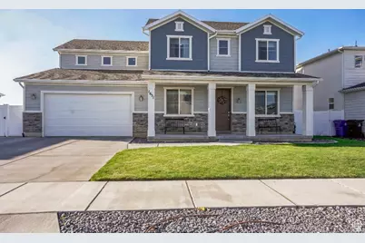 1651 W White Pine Dr, Syracuse, UT 84075 - Photo 2