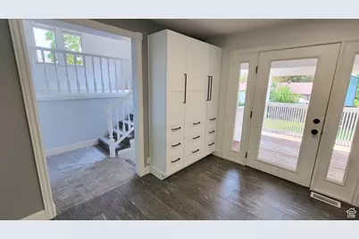 1100 E Webster Dr, Sandy, UT 84094 - Photo 6