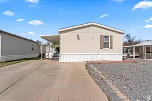 2600 N Hill Field Rd, Layton, UT 84041 - Photo 2