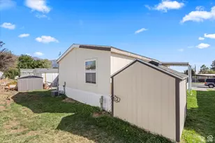 2600 N Hill Field Rd, Layton, UT 84041 - Photo 22