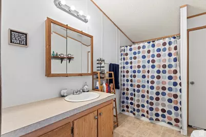 2600 N Hill Field Rd #4, Layton, UT 84041 - Photo 14