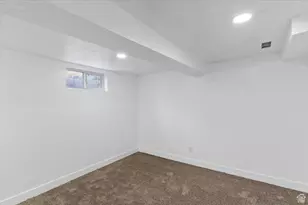 387 E 14th St S, Ogden, UT 84404 - Photo 28