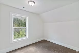 387 E 14th St S, Ogden, UT 84404 - Photo 20