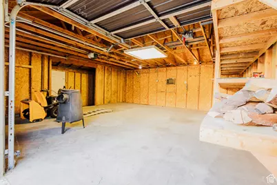 8544 S 300 E, Sandy, UT 84070 - Photo 40