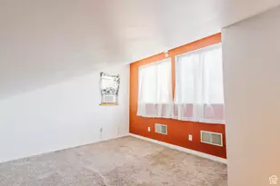 8544 S 300 E, Sandy, UT 84070 - Photo 24