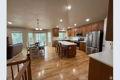 5633 W Coral Mount Ln, West Valley, UT 84118 - Photo 14