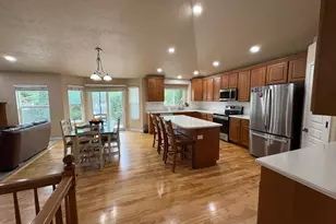 5633 W Coral Mount Ln, West Valley, UT 84118 - Photo 14