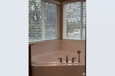 5633 W Coral Mount Ln, West Valley, UT 84118 - Photo 32