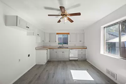 610 E 7570 S, Midvale, UT 84047 - Photo 4