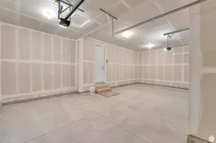 1112 S 3170 E, Spanish Fork, UT 84660 - Photo 32