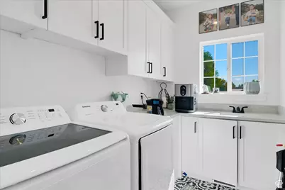 292 W 370 N, Smithfield, UT 84335 - Photo 12