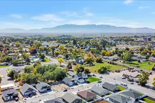 292 W 370 N, Smithfield, UT 84335 - Photo 32