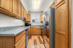 48 San Rafael Ct, West Jordan, UT 84088 - Photo 2