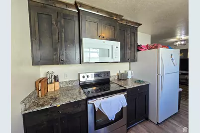 1622 S 1000 W, Syracuse, UT 84075 - Photo 6