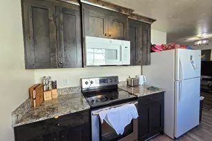 1622 S 1000 W, Syracuse, UT 84075 - Photo 6