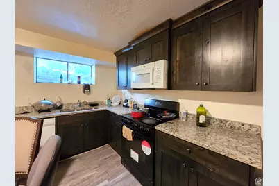 1622 S 1000 W, Syracuse, UT 84075 - Photo 12