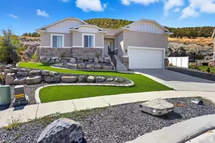 7089 Golden Ridge Ct N, Eagle Mountain, UT 84005 - Photo 2