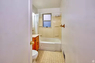 828 N 600 W, Provo, UT 84604 - Photo 14