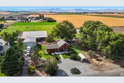 8185 N 4600 W, Elwood, UT 84337 - Photo 2