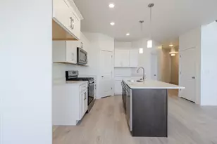 4720 S Heartwood Rd, Mapleton, UT 84664 - Photo 8