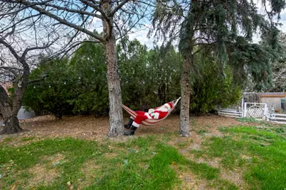 199 E Lynn Cir S, Sandy, UT 84070 - Photo 30