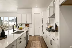 234 E Polaris Dr, Saratoga Springs, UT 84045 - Photo 4