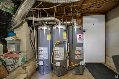 2992 S 8850 W, Magna, UT 84044 - Photo 16