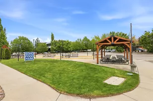 2240 E Laney Ave S, Holladay, UT 84117 - Photo 42