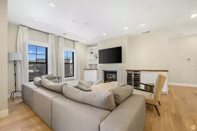 2240 E Laney Ave S #302, Holladay, UT 84117 - Photo 4