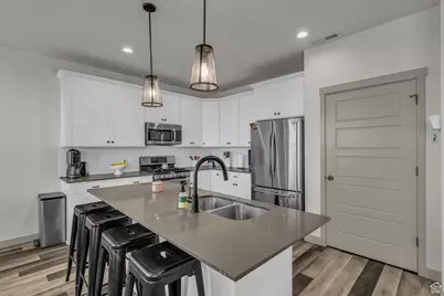 5829 W Lake Ave, South Jordan, UT 84009 - Photo 6