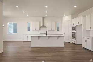 272 E Polaris Dr, Saratoga Springs, UT 84045 - Photo 4