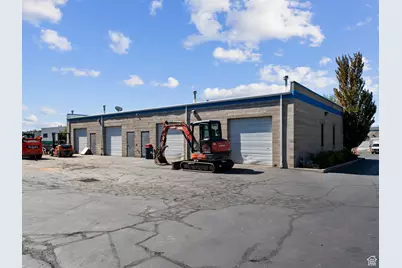 8680 S Monroe W, Sandy, UT 84070 - Photo 32