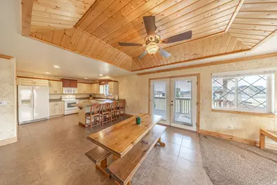 2034 S Cottage Ln, Garden City, UT 84028 - Photo 4