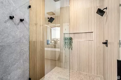 713 E 1450 N #23, Orem, UT 84097 - Photo 8