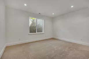 713 E 1500 N, Orem, UT 84097 - Photo 32