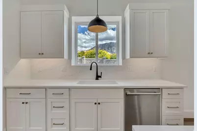 713 E 1500 N #19, Orem, UT 84097 - Photo 10