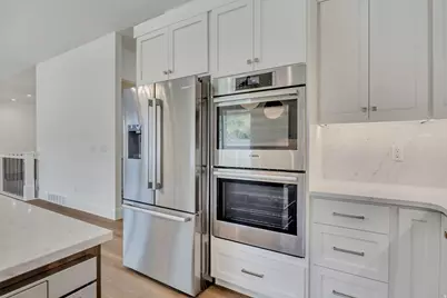 713 E 1500 N #19, Orem, UT 84097 - Photo 12