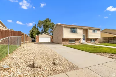 3536 W Churchwood Dr, Taylorsville, UT 84129 - Photo 2