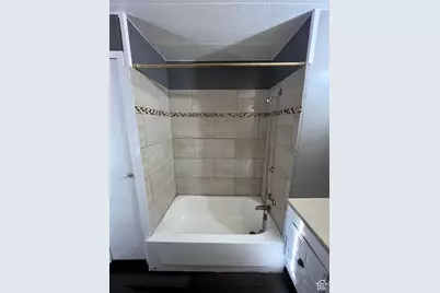 1959 W 3985 S #2, Roy, UT 84067 - Photo 8